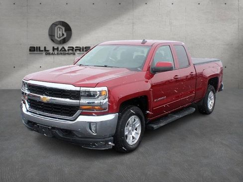 Used 2018 Chevrolet Silverado 1500 LT w/ All Star Edition image 2