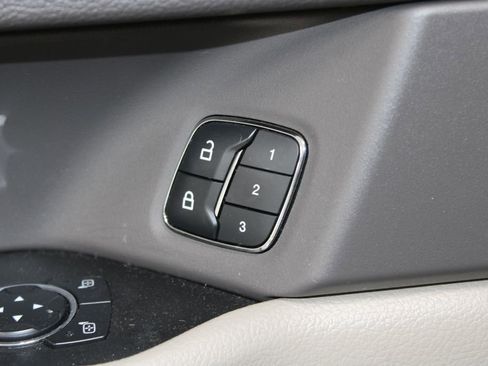 Used 2020 Ford Expedition Max Limited w/ Equipment Group 302A image 31