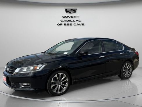 Used 2015 Honda Accord Sport image 3