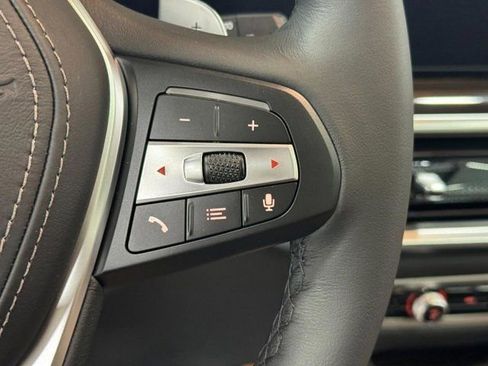 New 2026 BMW X5 xDrive50e image 32