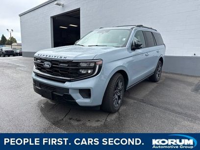 Used 2027 Ford Expedition Platinum w/ Stealth Appearance Package