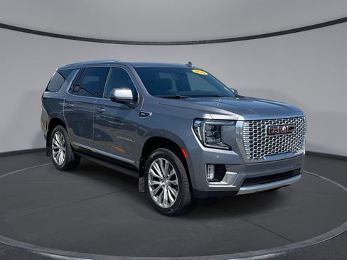 Used 2021 GMC Yukon Denali w/ Denali Ultimate Package AWD/4WD image 1