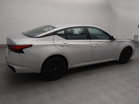 Used 2020 Nissan Altima 2.5 S AWD/4WD image 10