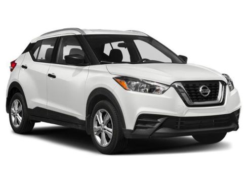 Used 2020 Nissan Kicks S FWD image 9