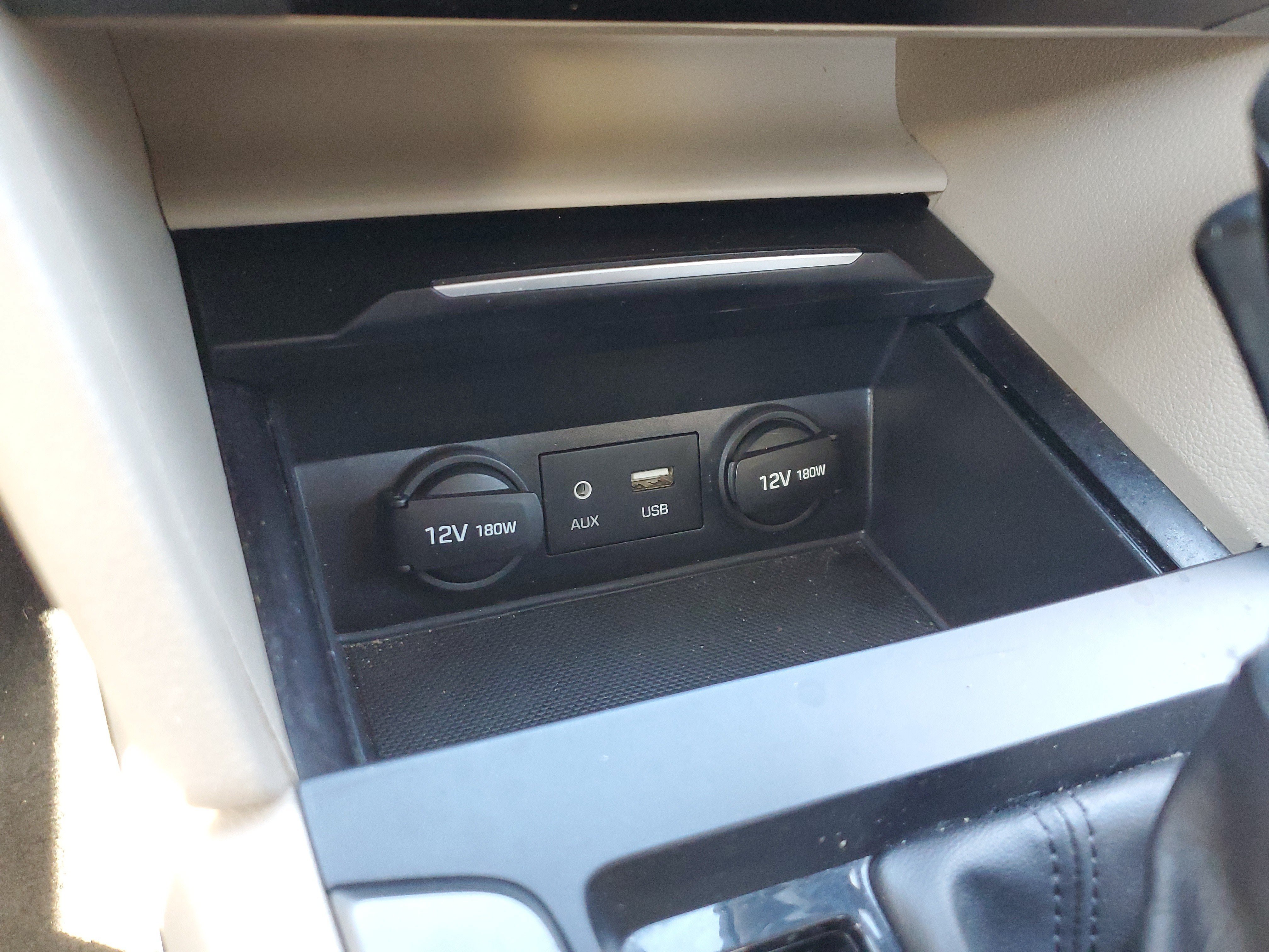 Used 2017 Hyundai Elantra SE FWD image 21