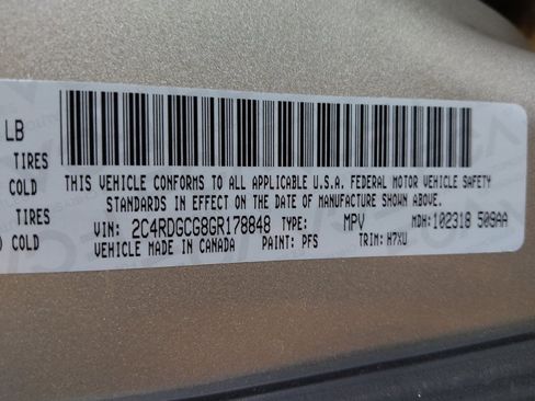 Used 2016 Dodge Grand Caravan SXT FWD image 33