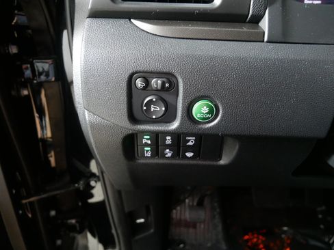 Used 2025 Honda Ridgeline TrailSport image 26