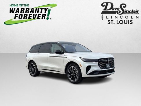 New 2026 Lincoln Nautilus Reserve image 1