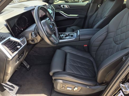 Certified 2024 BMW X5 xDrive40i w/ M Sport Package AWD/4WD image 13