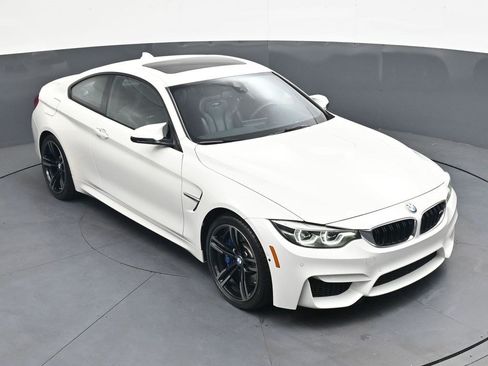 Used 2018 BMW M4 Coupe RWD image 20