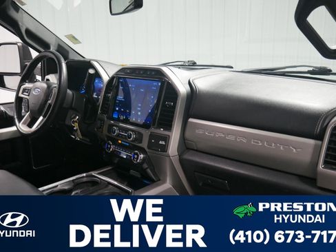 Used 2022 Ford F250 Lariat w/ Black Appearance Package image 14