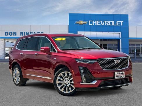 Used 2025 Cadillac XT6 Premium Luxury w/ Technology Package FWD image 1