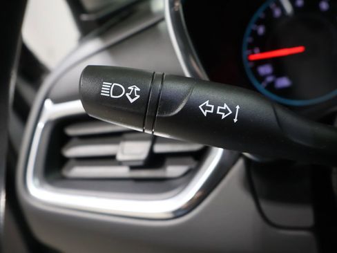 Used 2019 Chevrolet Equinox LT image 35