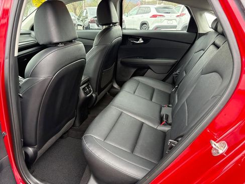 Used 2019 Kia Forte EX FWD image 18