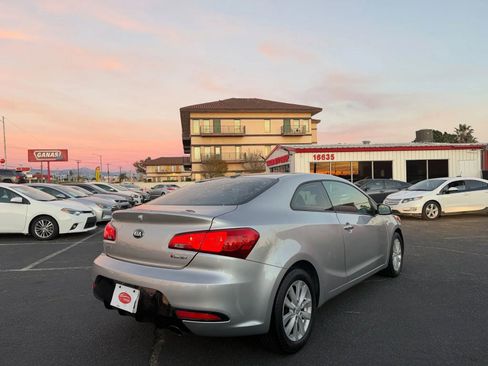 Used 2014 Kia Forte Koup EX image 8