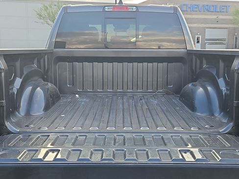Used 2022 RAM 1500 Laramie AWD/4WD image 33
