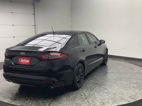 Used 2013 Ford Fusion SE image 32