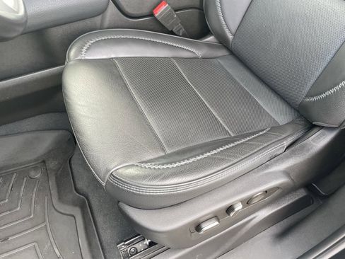 Used 2022 GMC Yukon Denali image 23