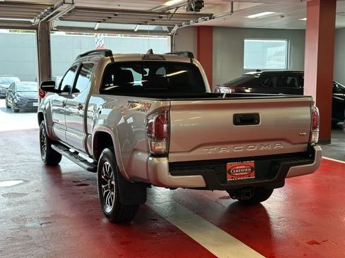 Certified 2023 Toyota Tacoma TRD Sport AWD/4WD image 5