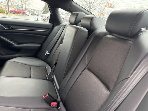 Used 2022 Honda Accord Sport image 19