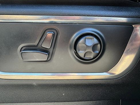 Used 2020 RAM 1500 Limited image 32