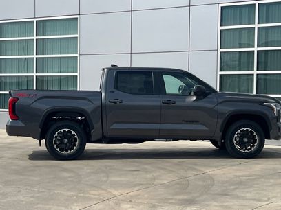 New 2026 Toyota Tundra SR5 w/ TRD Off-Road Package