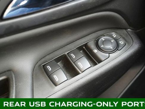 Used 2024 Chevrolet Equinox LT image 25