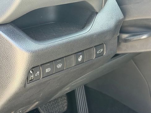 Used 2025 Toyota RAV4 XLE Premium w/ Weather Package FWD image 8