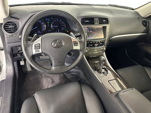 Used 2015 Lexus IS 250C image 4