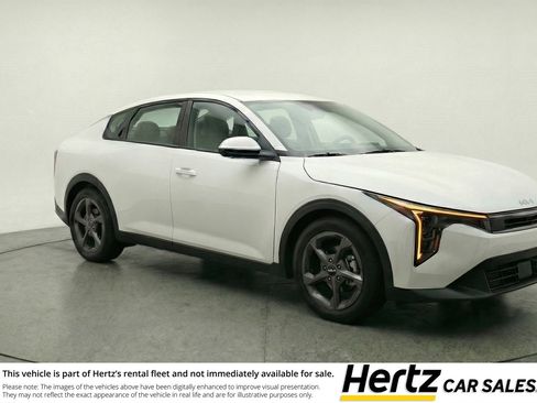 Used 2025 Kia K4 FWD image 1