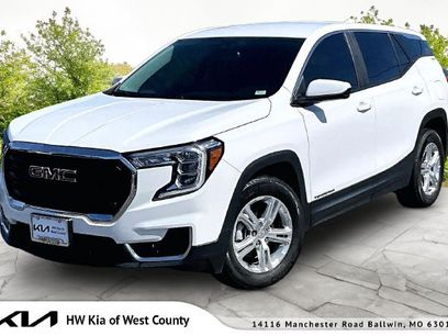 Used 2024 GMC Terrain SLE