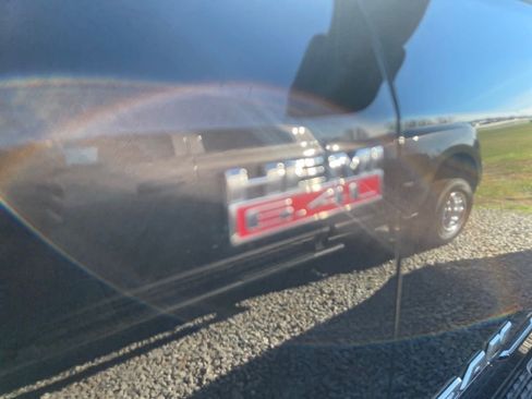 Used 2021 RAM 2500 Tradesman w/ Safety Group image 9