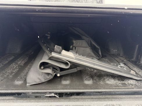 Used 2022 Jeep Gladiator Mojave w/ Cold Weather Group image 10