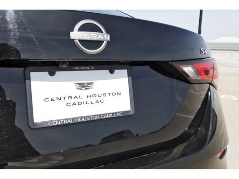 Used 2024 Nissan Sentra SV image 29