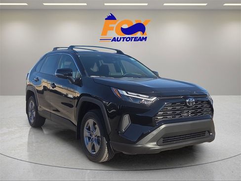 New 2025 Toyota RAV4 XLE image 6
