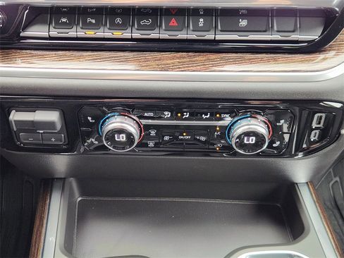 New 2026 GMC Sierra 1500 Elevation w/ Preferred Package image 13