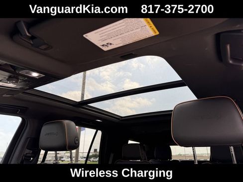 Used 2022 GMC Yukon AT4 AWD/4WD image 32