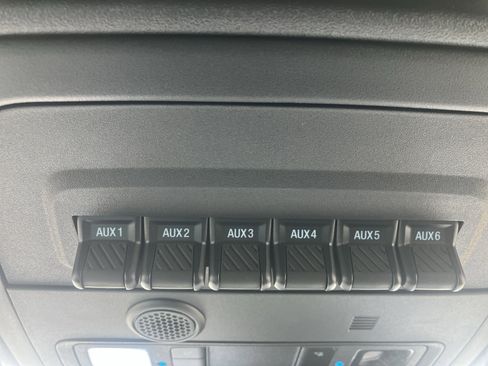 Used 2024 Ford Bronco Black Diamond AWD/4WD image 27