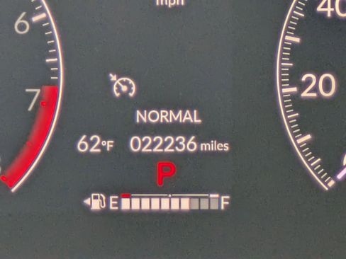 Used 2025 Honda Odyssey Sport-L image 11