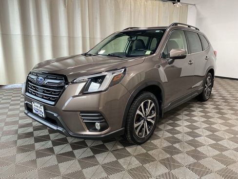 Used 2023 Subaru Forester Limited image 4