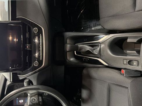 Used 2024 Toyota Corolla LE image 19