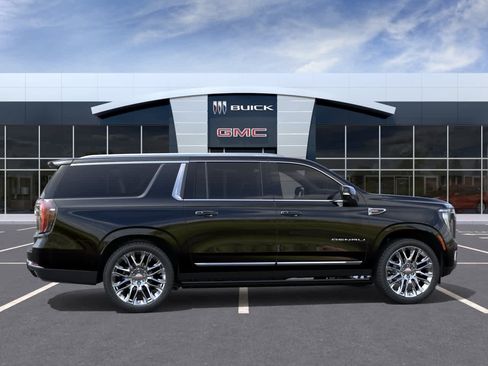 New 2026 GMC Yukon XL Denali w/ Denali Reserve Package AWD/4WD image 5