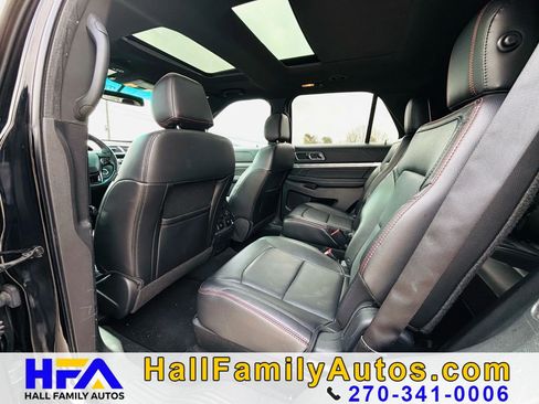Used 2017 Ford Explorer Sport w/ Equipment Group 401A AWD/4WD image 32