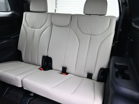 Used 2023 Hyundai Palisade Calligraphy FWD image 13