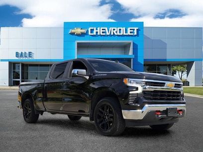 Used 2025 Chevrolet Silverado 1500 LT w/ Leather Package