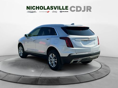 Used 2020 Cadillac XT5 Premium Luxury w/ LPO, Floor Liner Package FWD image 3