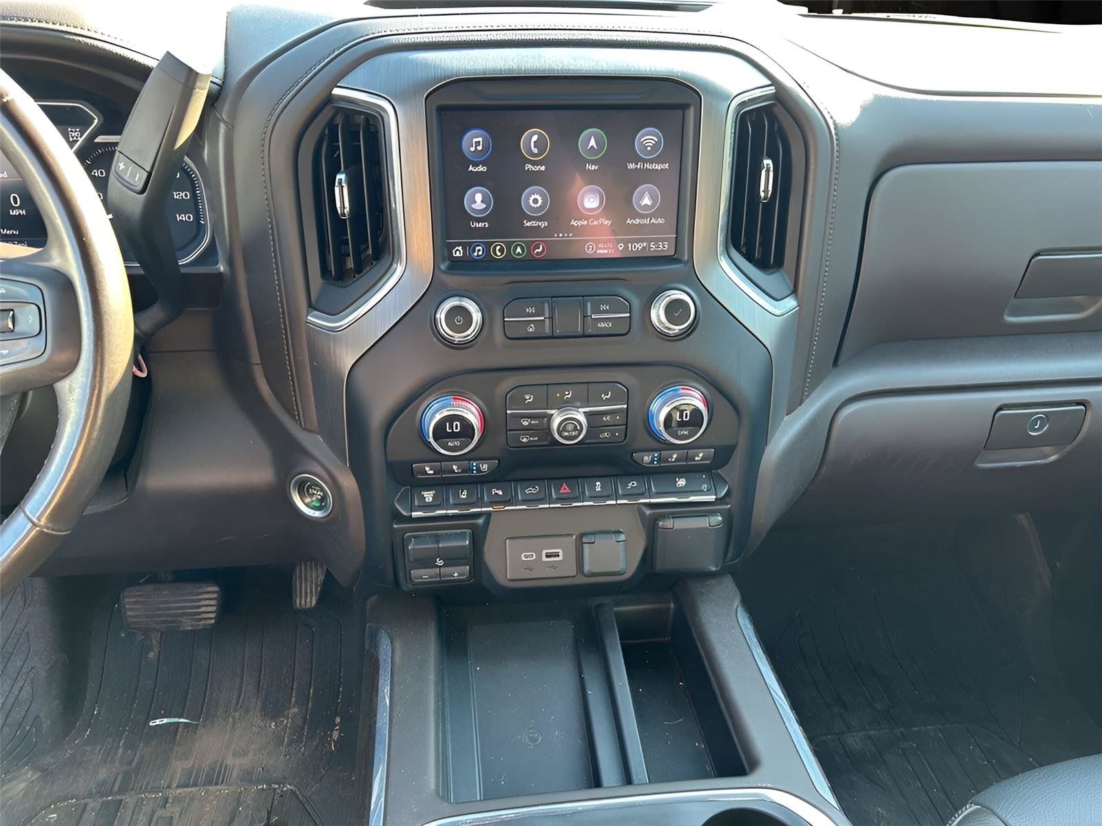 Used 2021 GMC Sierra 3500 Denali w/ Denali Ultimate Package AWD/4WD image 26