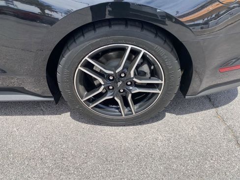 Used 2020 Ford Mustang Premium RWD image 10