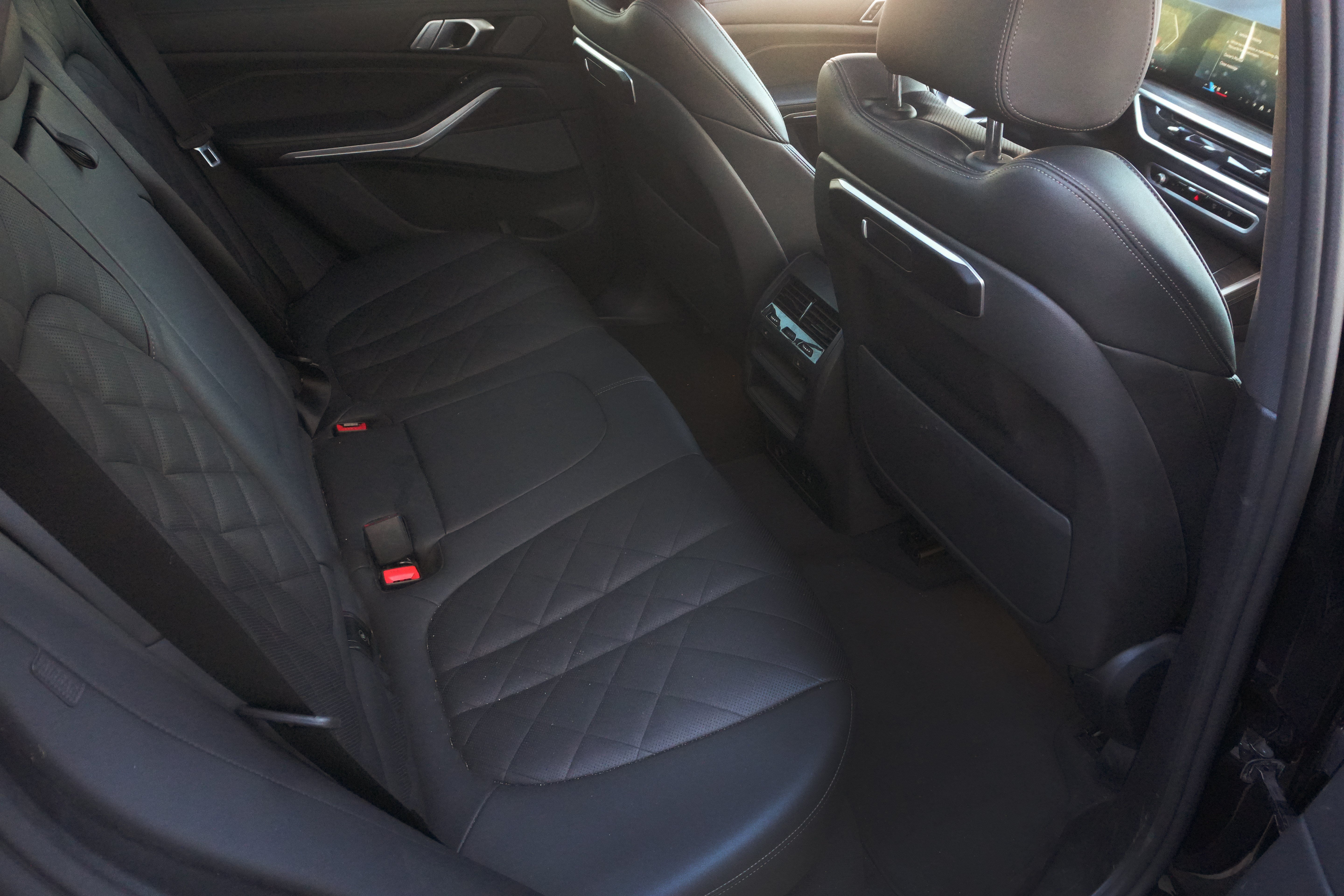 Certified 2024 BMW X5 sDrive40i w/ Premium Package RWD image 33