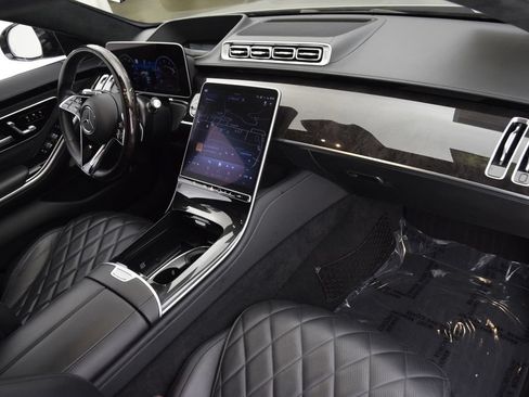 Certified 2022 Mercedes-Benz S 580 4MATIC Sedan image 15